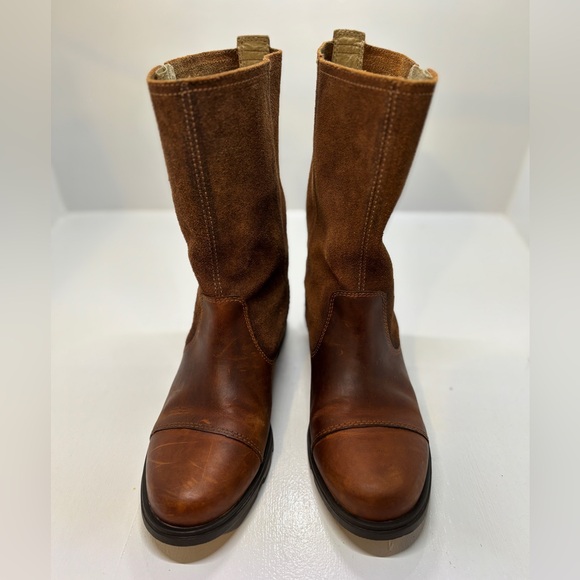 Sorel Major Pull On Boots - Grizzly Bear Tan Leather/Suede Mid-Calf Buckles - Picture 3 of 12